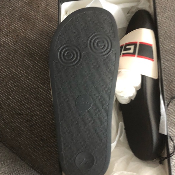 Gucci Slides - Picture 2 of 5